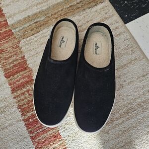 Black Slip-On Women Shoes